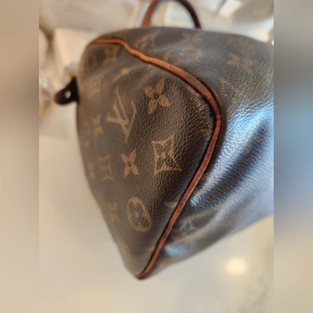 Authentic Vintage Louis Vuitton Speedy 25 Brown Monogram Handbag - Picture 10 of 16